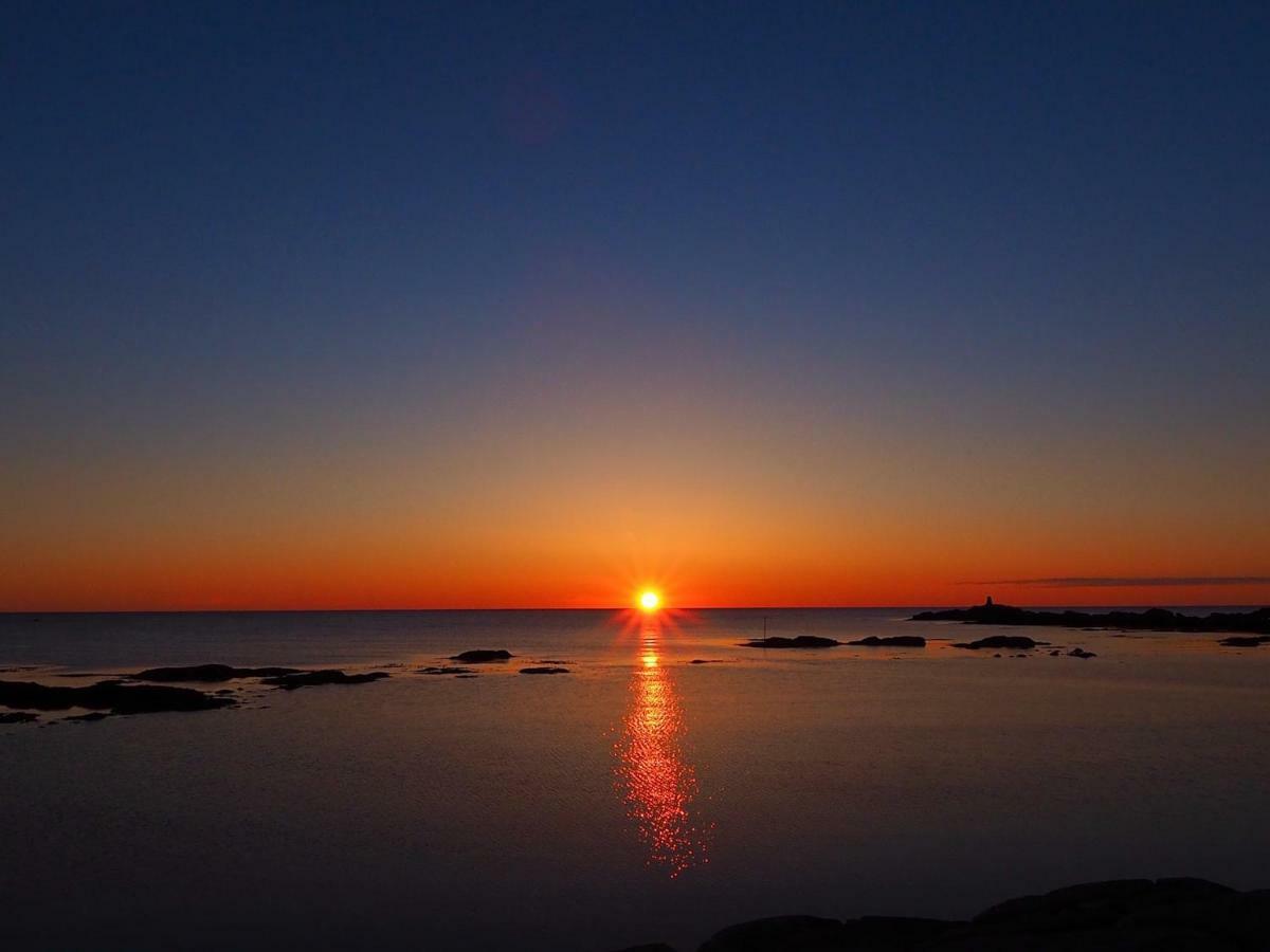 Midnight Sun View Lofoten Leknes Bagian luar foto