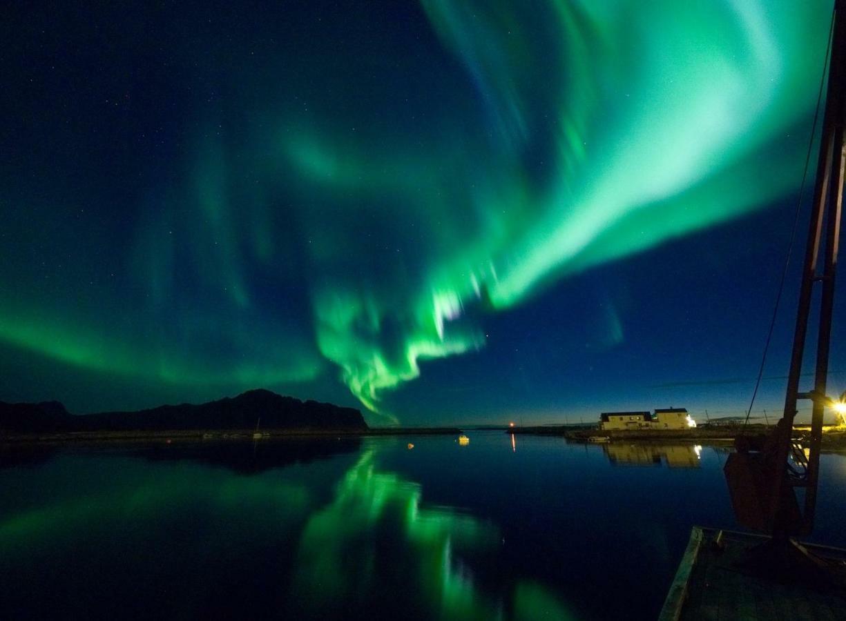 Midnight Sun View Lofoten Leknes Bagian luar foto